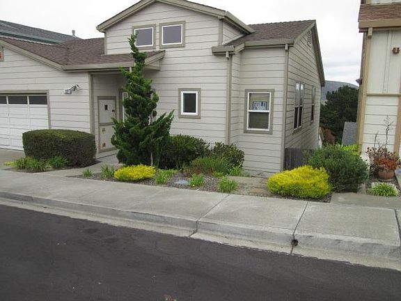 2nd image of 127 Serravista Ave
