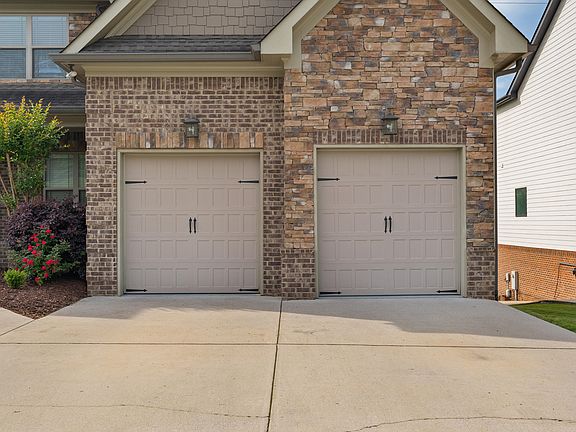 4th image of 10676 Adlar Ct