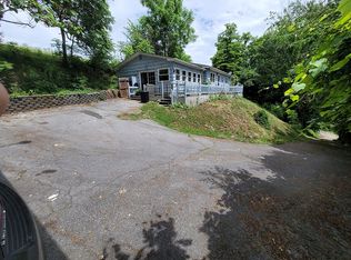 209 Roosevelt Ave, Elizabethton, TN 37643