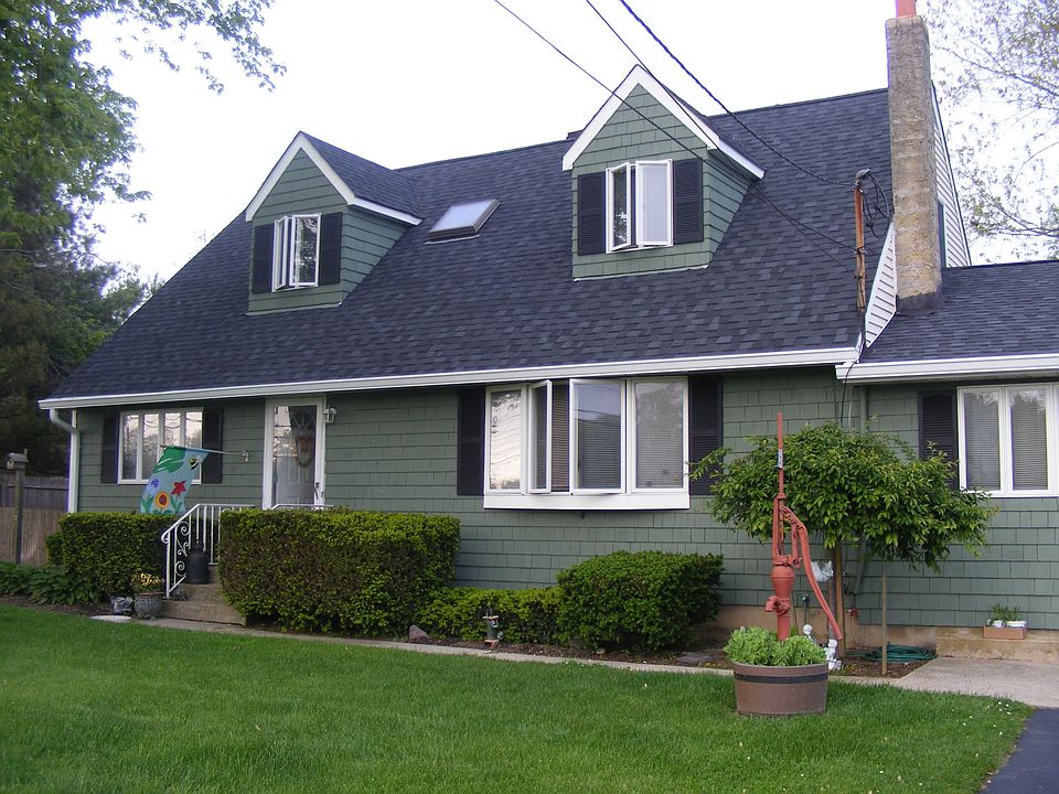 1st image of 25 Evergreen Ave