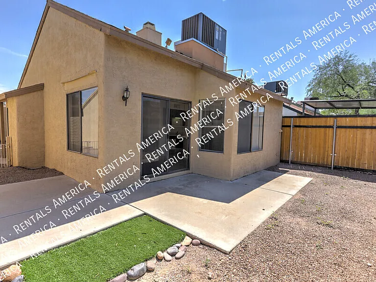2950 W Avenida Destino — Photo 18