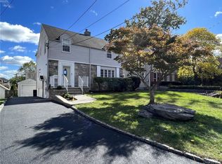 166 Lyons Rd, Scarsdale, NY 10583