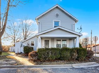202 Summit Ave, Glen Carbon, IL