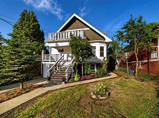 3109 Glasgow St, Victoria, BC V8X1L8