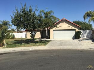 305 Franciscan Plz, Delano, CA 93215