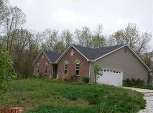 120 Turkey Creek Crossing Dr, Hawk Point, MO 63349