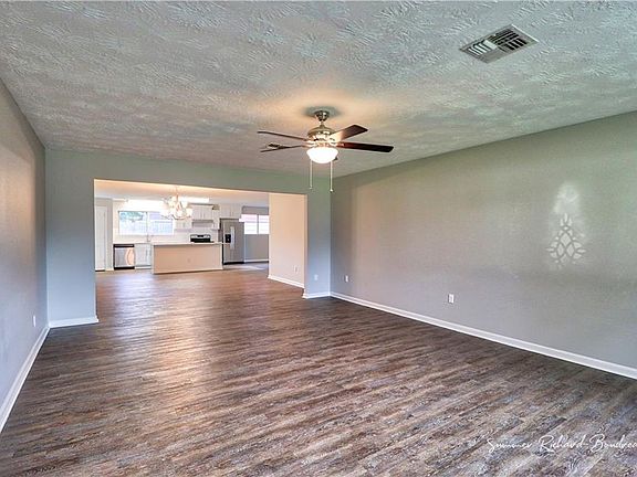 2nd image of 429 McKinley St