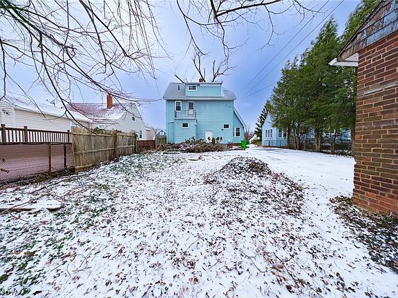 3rd image of 4410 Ardmore Rd