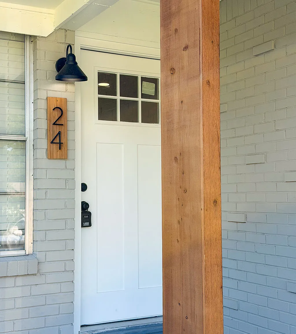 3 bed, 900 sqft, $1,100 — Photo 3