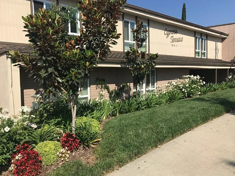 Cypress Terrace Apartments — Photo 1