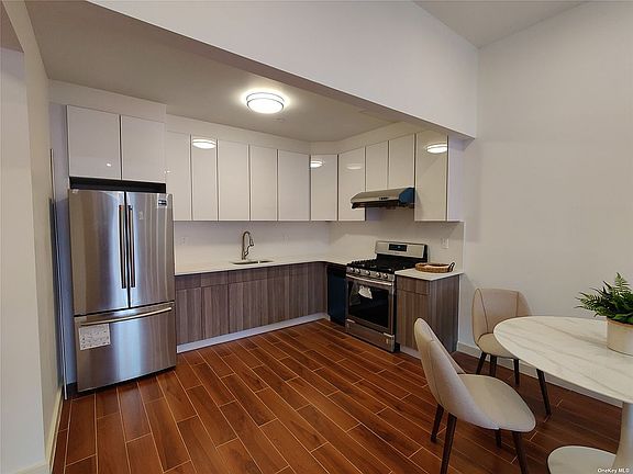 4th image of 62-98 Woodhaven Blvd #2D