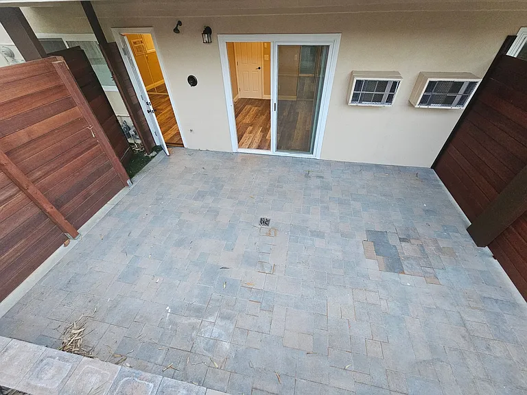 1403 Hermes Ave #C — Photo 16