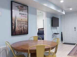 421 6th St SE #B, Washington, DC 20003