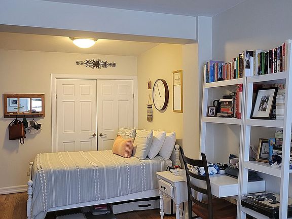 3rd image of 445 E 77th St APT 1H