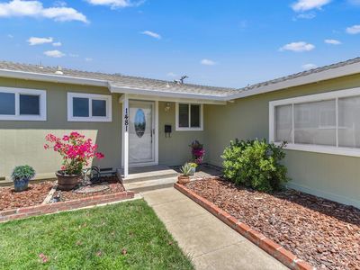 1481 Tiverton Ave, Sacramento, CA, 95822