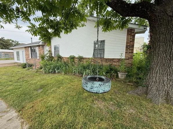 301 Luyster Street, Koshkonong, MO 65692