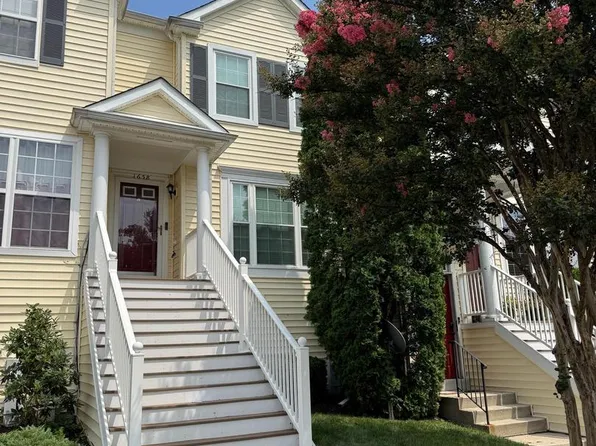 1658 Fallowfield Ct, Crofton, MD 21114