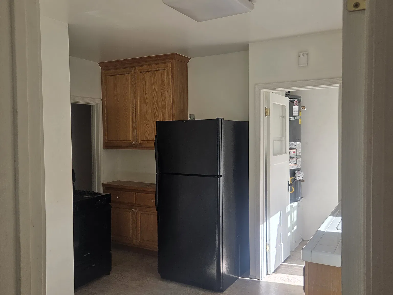 1 bed, 650 sqft, $2,200 — Photo 4