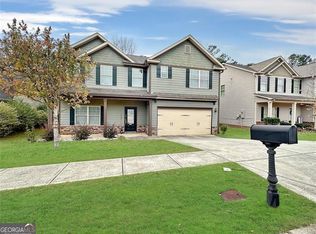 966 Donington Cir, Lawrenceville, GA 30045