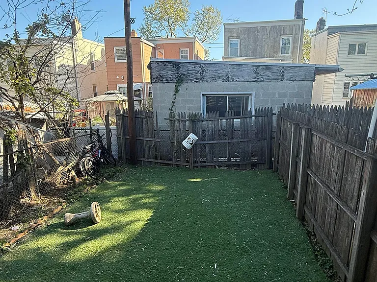 290 Ege Ave #1 — Photo 14