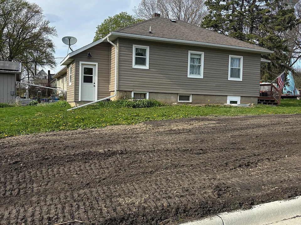 200 N Main St