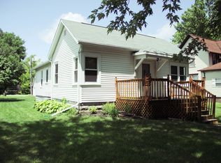 206 E 4th St, Gridley, IL 61744