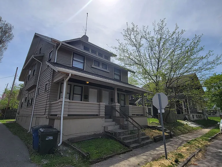 412-414 Five Oaks Ave — Photo 1