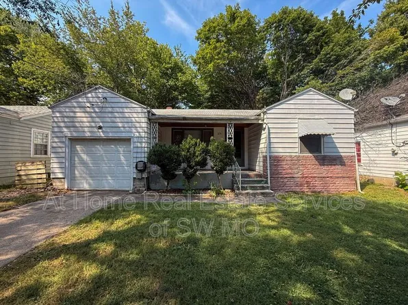 1231 E Harrison St, Springfield, MO 65804