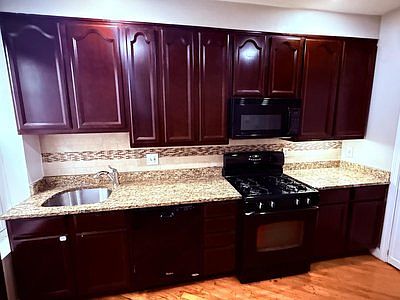 2nd image of 66 Beacon St #2
