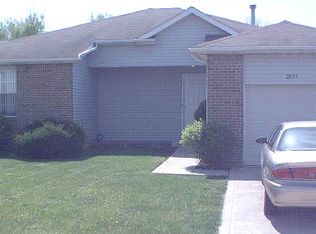 2093 Golden Leaf Ln, Columbus, OH 43223