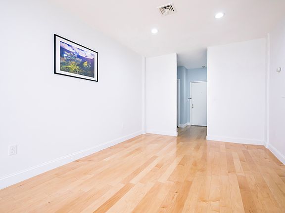 5th image of 10 Weston Ave APT 312