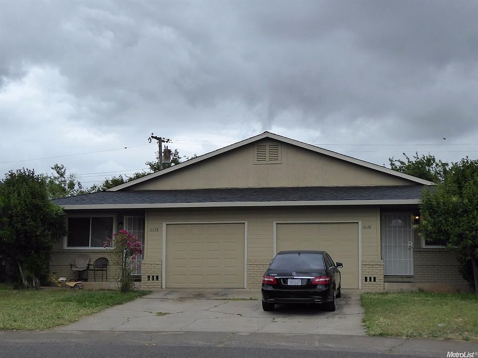 1st image of 10176 De Soto Way