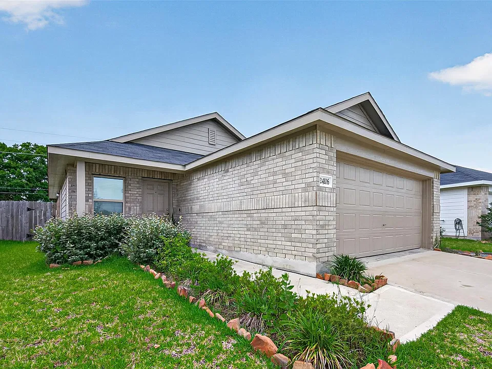 24106 Maple Turn Ln