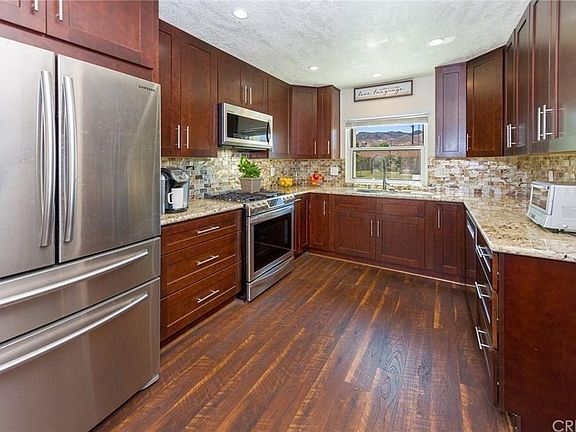 3rd image of 14815 Raquel Ln