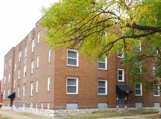 3225 Arsenal St, Saint Louis, MO 63118