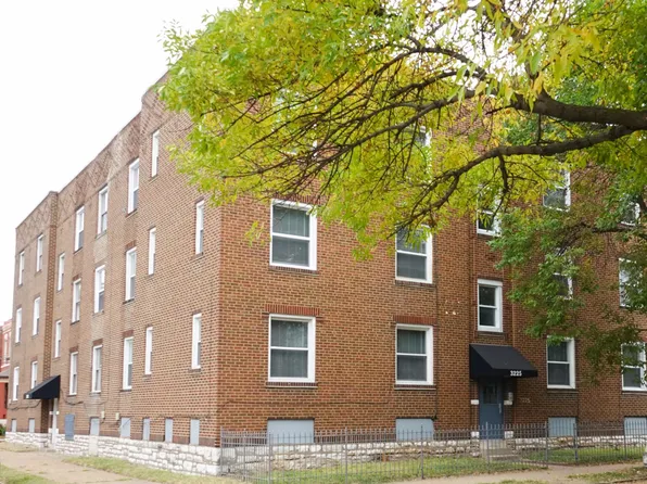 3225 Arsenal St, Saint Louis, MO 63118