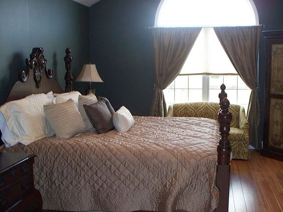 Large Master Bedroom
