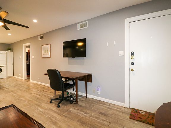 5th image of 5306 Fleetwood Oaks Ave APT 126