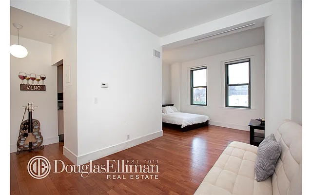 Rented by Douglas Elliman | media 45