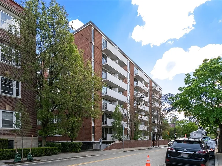 29 Concord Ave #302 — Photo 19