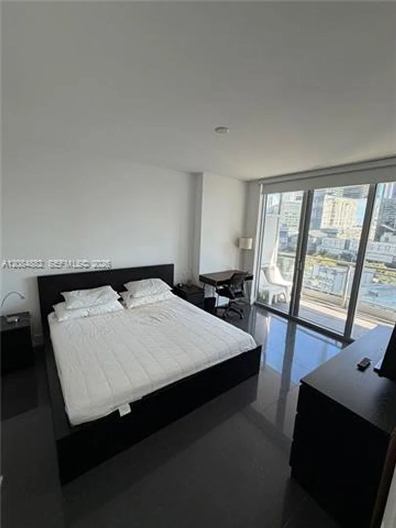 92 SW 3rd St cu-1404, Miami, FL 33130 — Photo 3