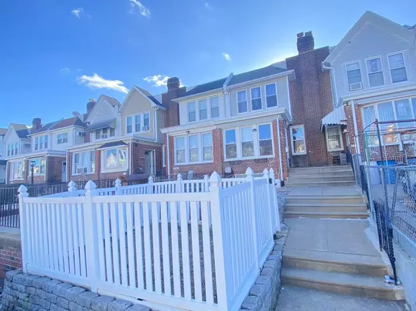 3504 Aldine St, Philadelphia, PA 19136