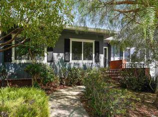 592 Mountain Blvd, Oakland, CA 94611