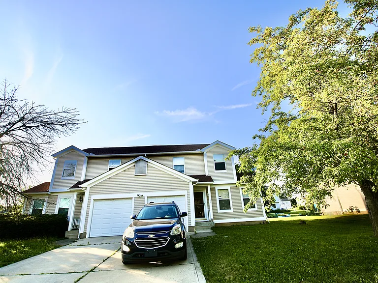 7160 Lauretta Ct — Photo 1