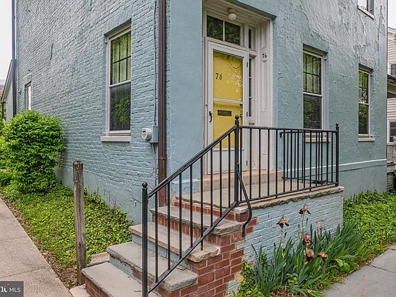 3rd image of 76 Alexander St
