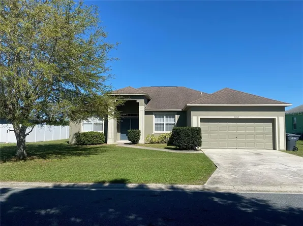 8159 Woodvine Cir, Lakeland, FL 33810