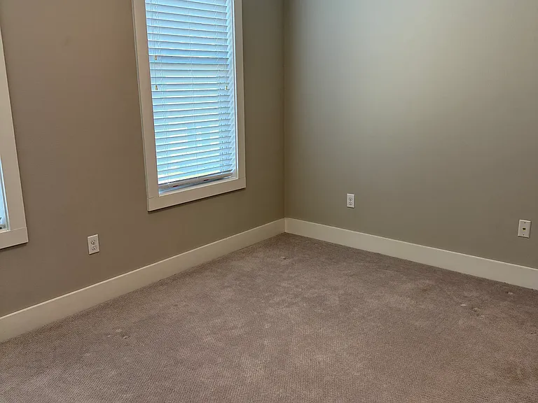 7073 Kodiak Dr — Photo 3