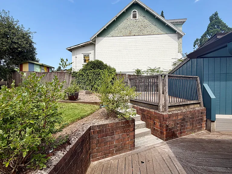 18413 SE Blanton St — Photo 30
