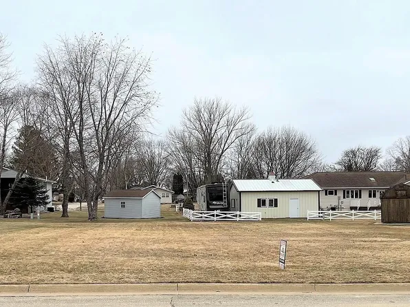 804 3rd St SE, Tripoli, IA 50676