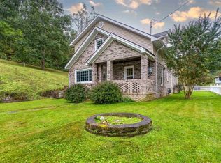 537 Broad Holw, Ceredo, WV 25507